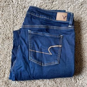 American Eagle XLong Blue Jeans